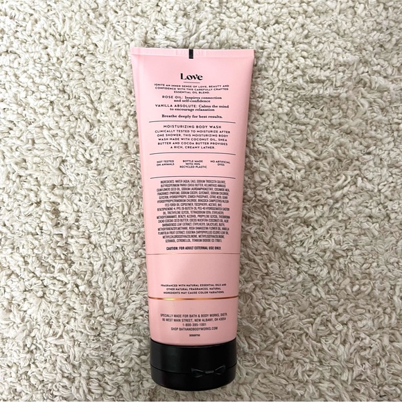 Bath & Body Works Love Rose Vanilla Body Wash - Picture 2 of 3